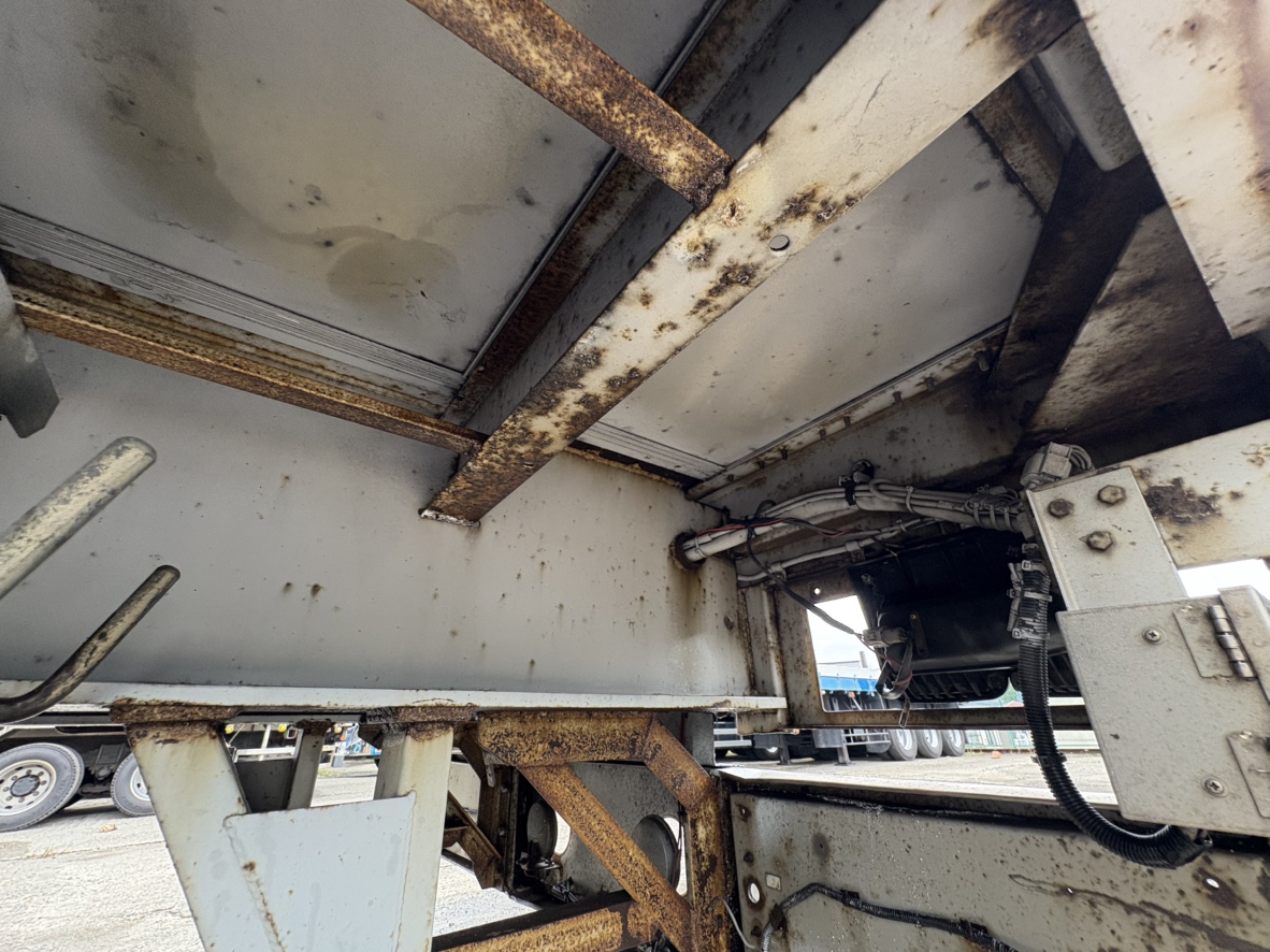 H19年式リフトアップ2軸ウイングセミトレーラ|中古トラックの販売・買取・査定のアイナビ