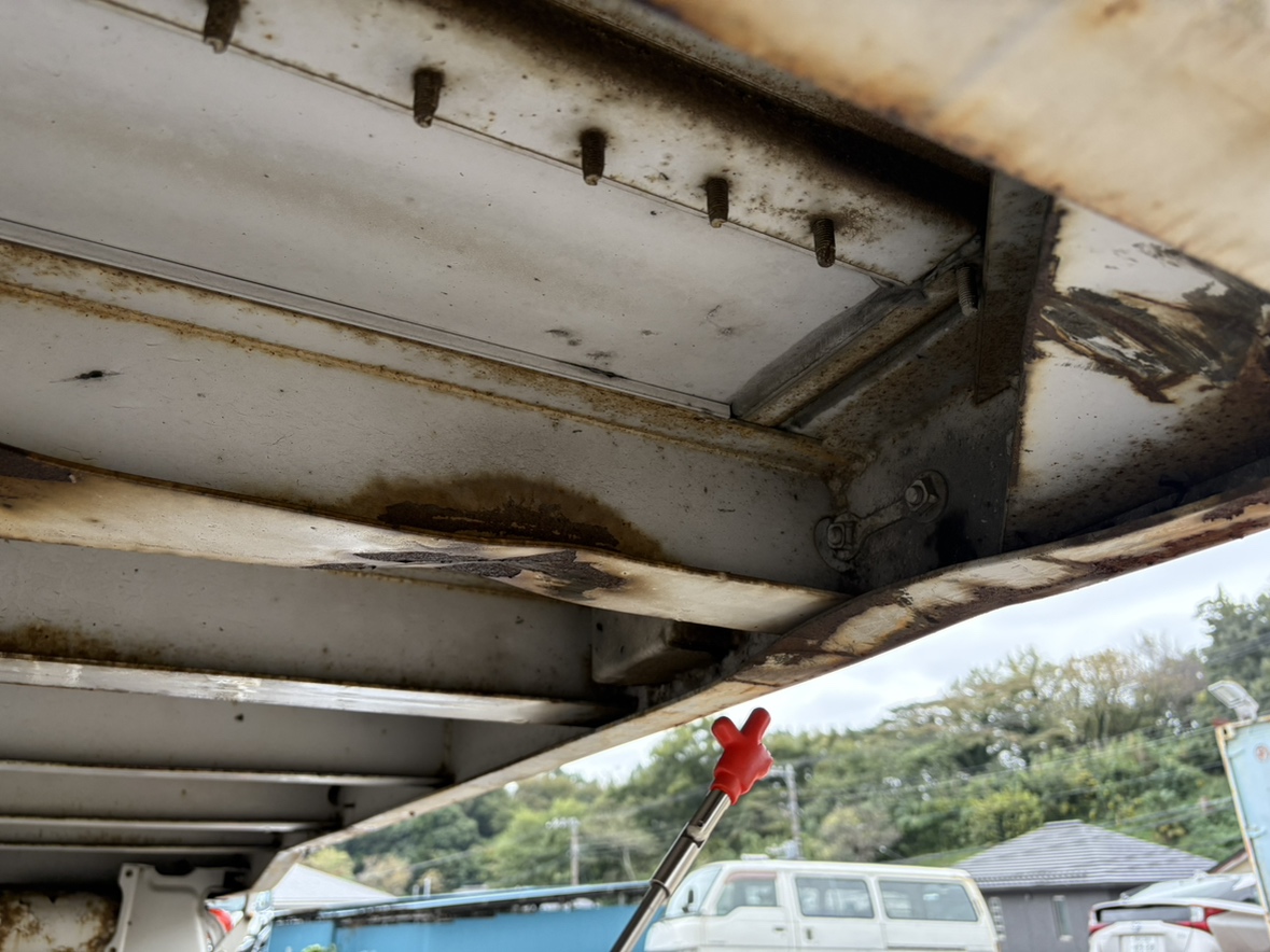 H19年式リフトアップ2軸ウイングセミトレーラ|中古トラックの販売・買取・査定のアイナビ