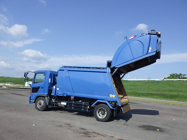 日野 平成30年式 塵芥車 10.2㎥ 新明和製 クラッチO/H済|中古トラックの販売・買取・査定のアイナビ