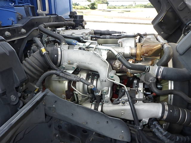 日野 平成30年式 塵芥車 10.2㎥ 新明和製 クラッチO/H済|中古トラックの販売・買取・査定のアイナビ