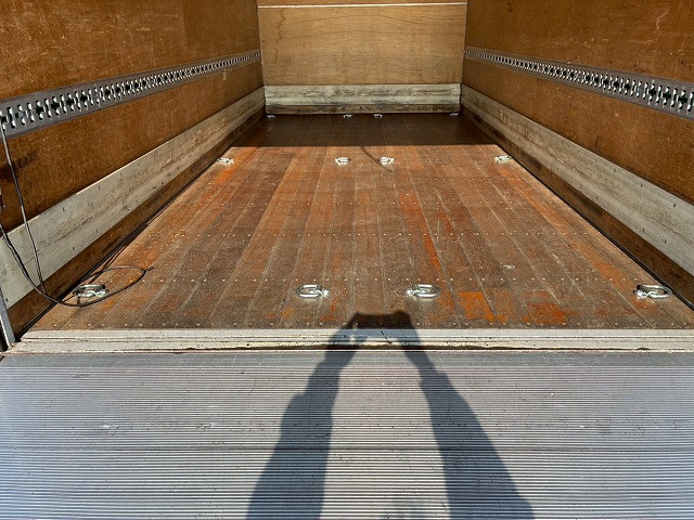 車検付ワイドロング日本フルハーフPGスムーサーEx|中古トラックの販売・買取・査定のアイナビ