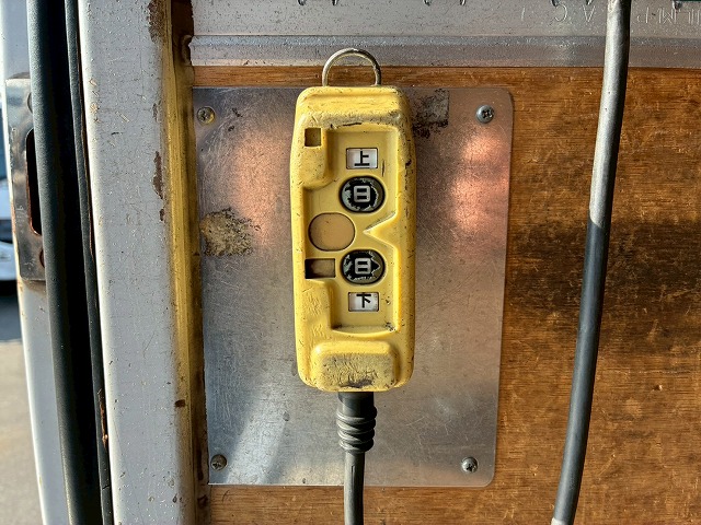 車検付ワイドロング日本フルハーフPGスムーサーEx|中古トラックの販売・買取・査定のアイナビ