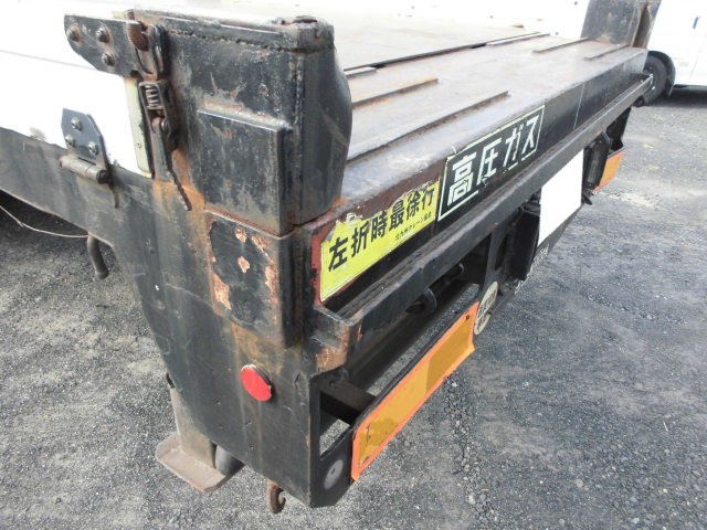 25T 4段クレーン ハイジャッキ ラジコン 2デフウインチ付|中古トラックの販売・買取・査定のアイナビ