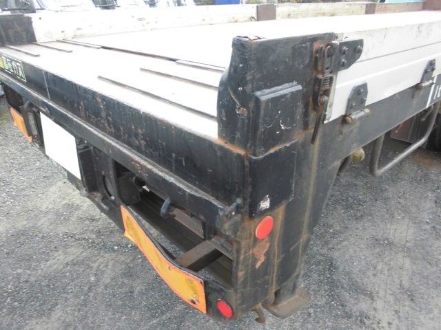 25T 4段クレーン ハイジャッキ ラジコン 2デフウインチ付|中古トラックの販売・買取・査定のアイナビ