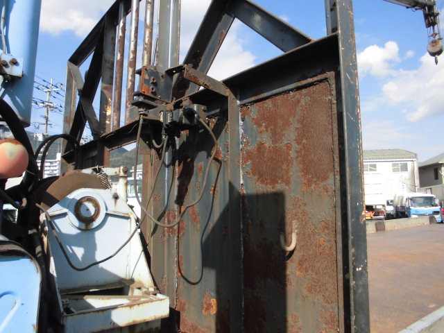 25T 4段クレーン ハイジャッキ ラジコン 2デフウインチ付|中古トラックの販売・買取・査定のアイナビ