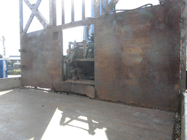 25T 4段クレーン ハイジャッキ ラジコン 2デフウインチ付|中古トラックの販売・買取・査定のアイナビ