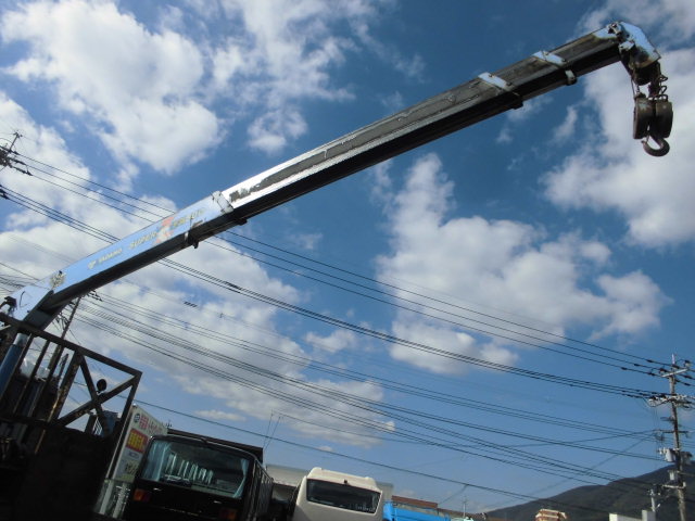 25T 4段クレーン ハイジャッキ ラジコン 2デフウインチ付|中古トラックの販売・買取・査定のアイナビ