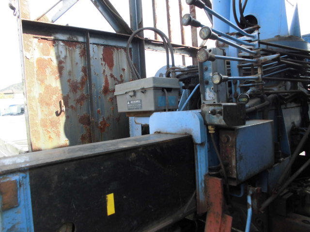 25T 4段クレーン ハイジャッキ ラジコン 2デフウインチ付|中古トラックの販売・買取・査定のアイナビ