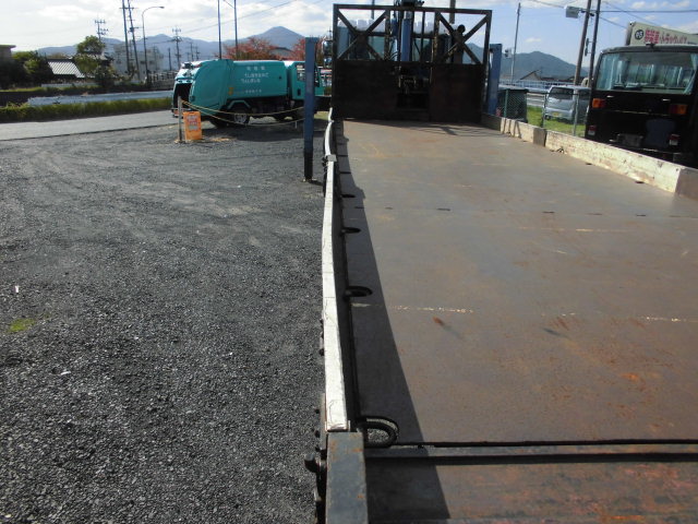 25T 4段クレーン ハイジャッキ ラジコン 2デフウインチ付|中古トラックの販売・買取・査定のアイナビ