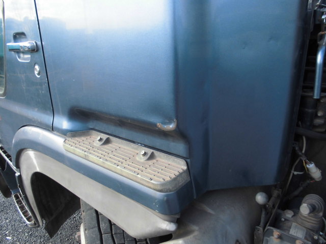 25T 4段クレーン ハイジャッキ ラジコン 2デフウインチ付|中古トラックの販売・買取・査定のアイナビ