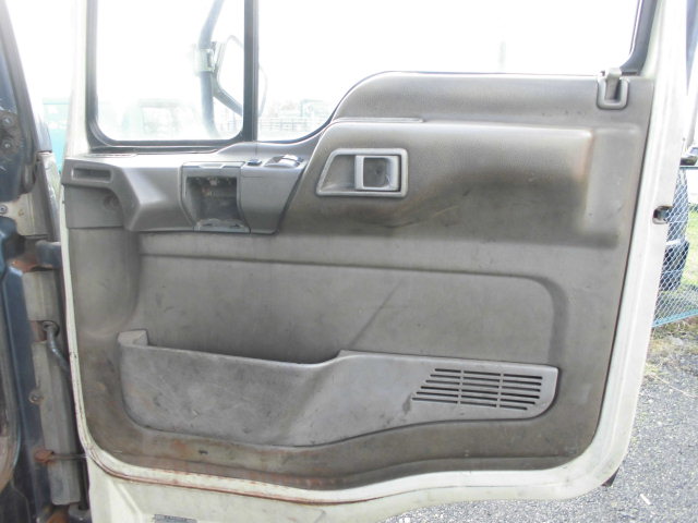 25T 4段クレーン ハイジャッキ ラジコン 2デフウインチ付|中古トラックの販売・買取・査定のアイナビ