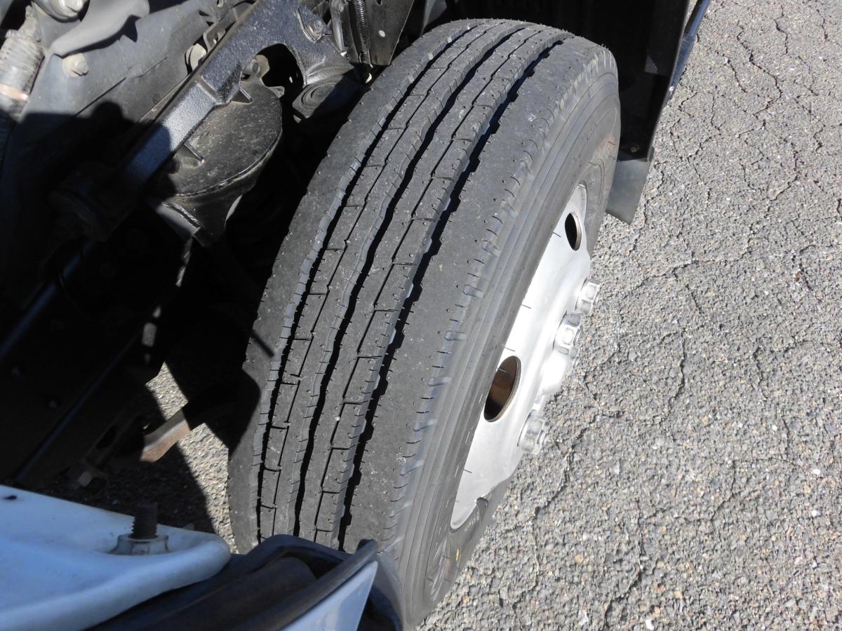 25年エルフ3T新明和アームロール 車検有!|中古トラックの販売・買取・査定のアイナビ