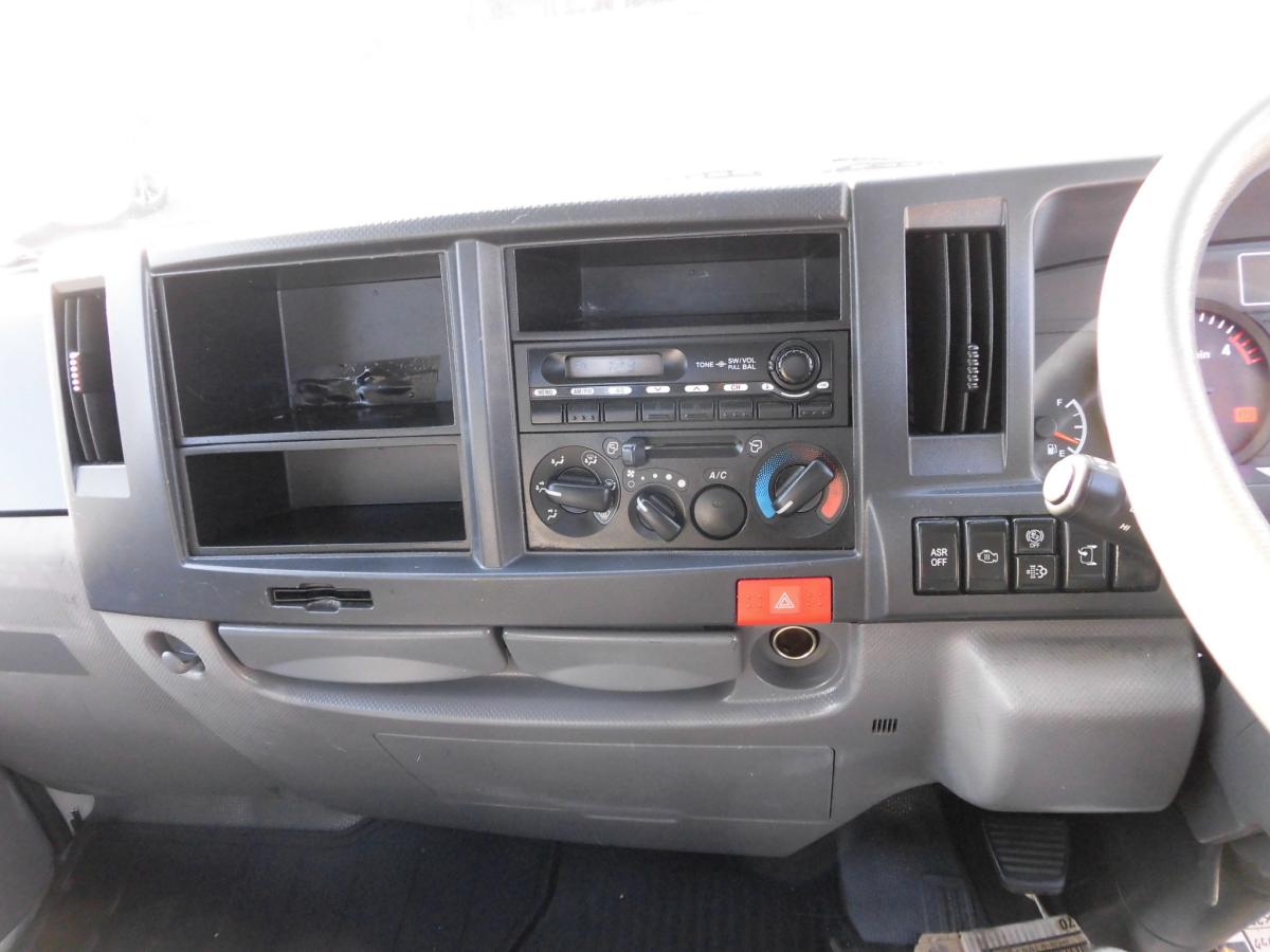 25年エルフ3T新明和アームロール 車検有!|中古トラックの販売・買取・査定のアイナビ