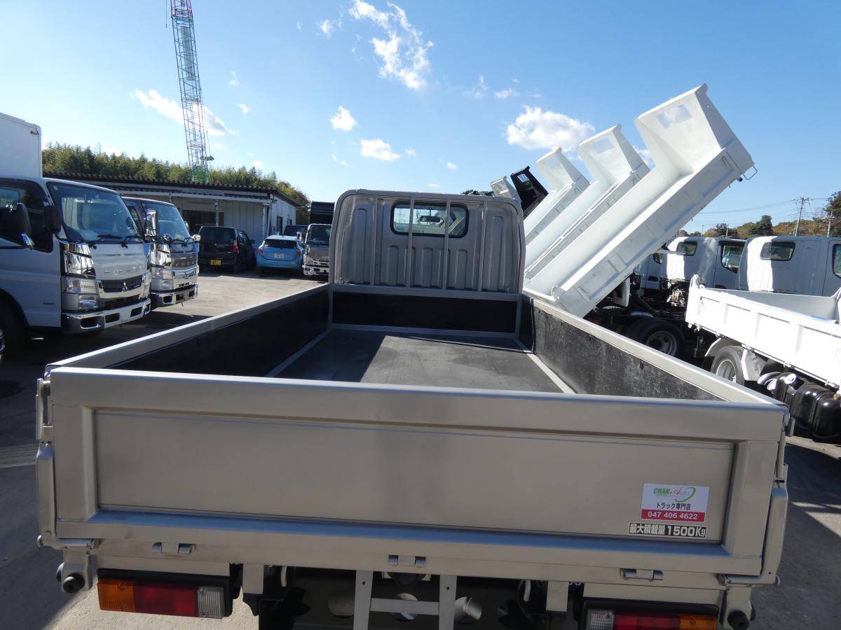 H27　1.5トン 平ボディ オートマ ETC　251129|中古トラックの販売・買取・査定のアイナビ