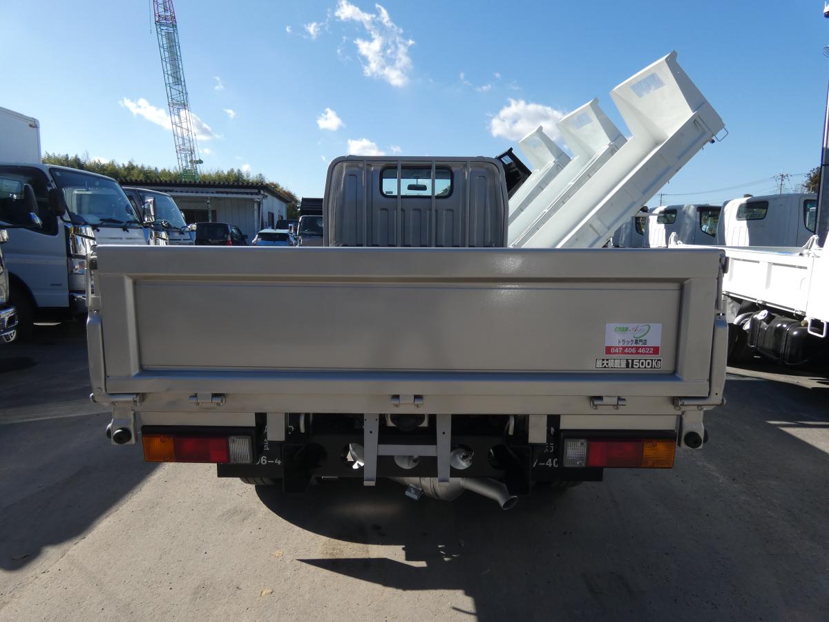 H27　1.5トン 平ボディ オートマ ETC　251129|中古トラックの販売・買取・査定のアイナビ