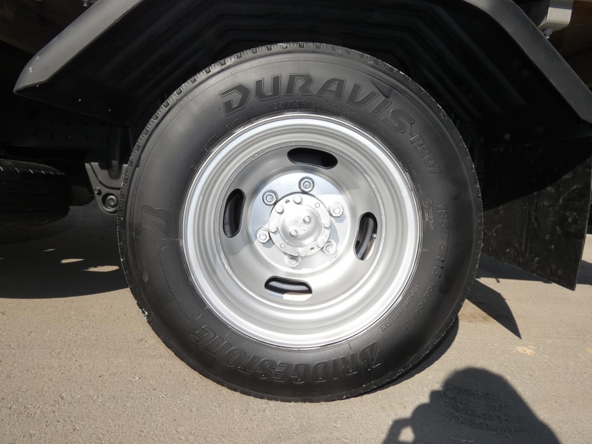 H27　1.5トン 平ボディ オートマ ETC　251129|中古トラックの販売・買取・査定のアイナビ