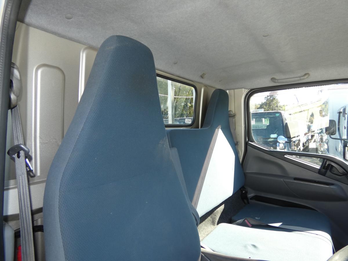 H27　1.5トン 平ボディ オートマ ETC　251129|中古トラックの販売・買取・査定のアイナビ