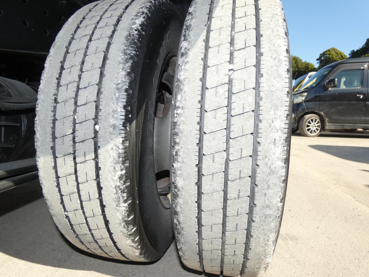 H27　1.5トン 平ボディ オートマ ETC　251129|中古トラックの販売・買取・査定のアイナビ