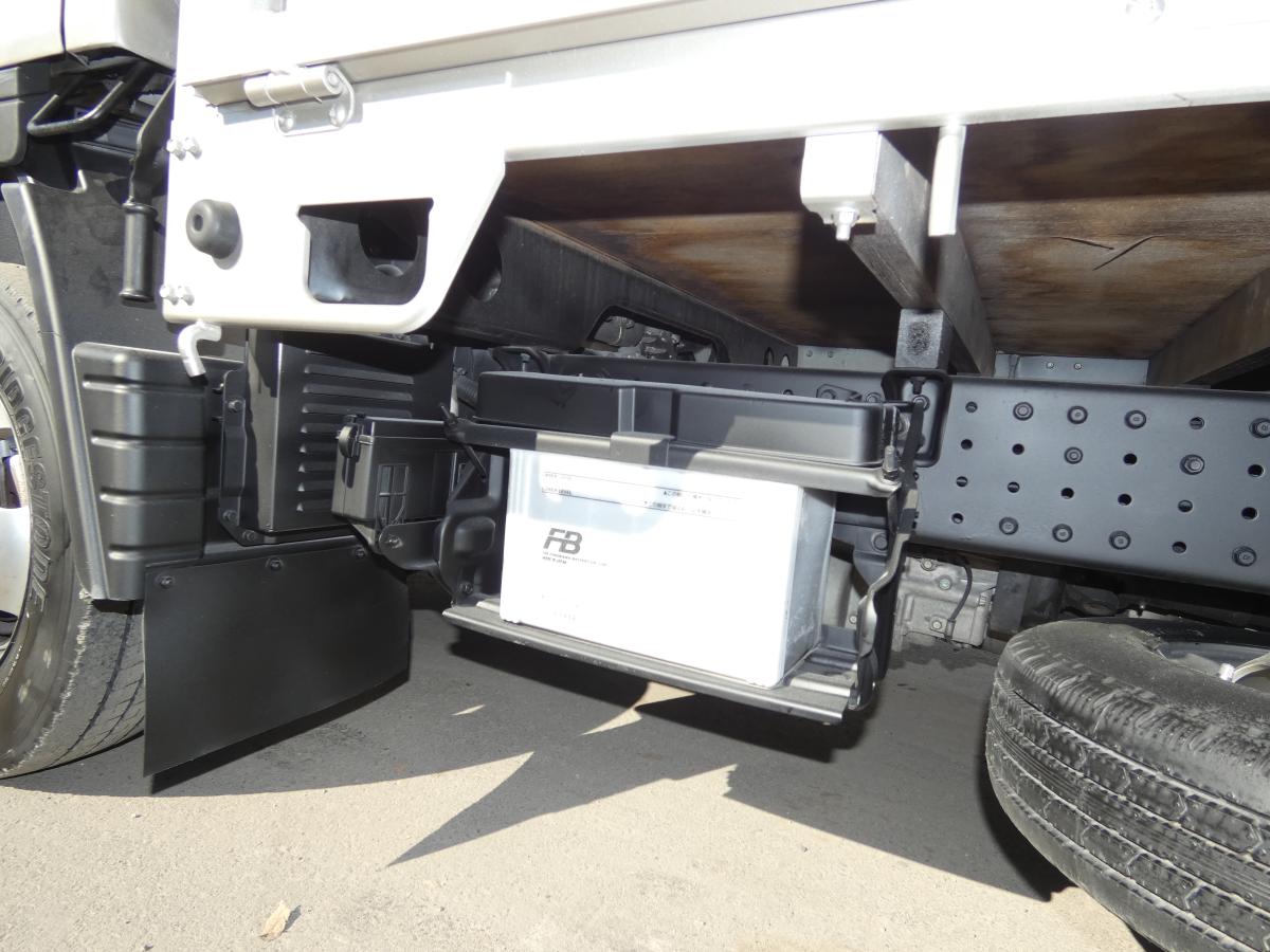 H27　1.5トン 平ボディ オートマ ETC　251129|中古トラックの販売・買取・査定のアイナビ