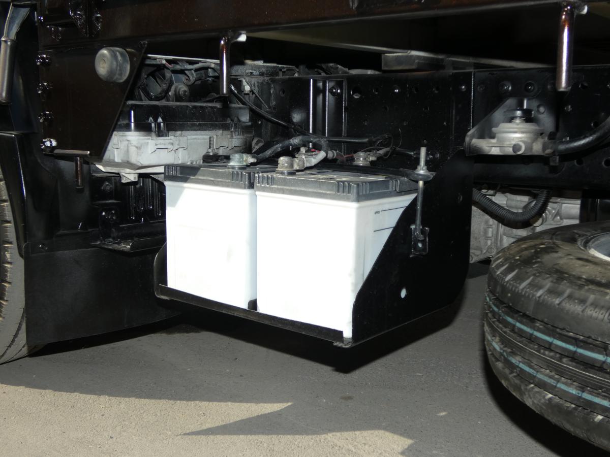 H241.5トン 平ボディ ETC|中古トラックの販売・買取・査定のアイナビ