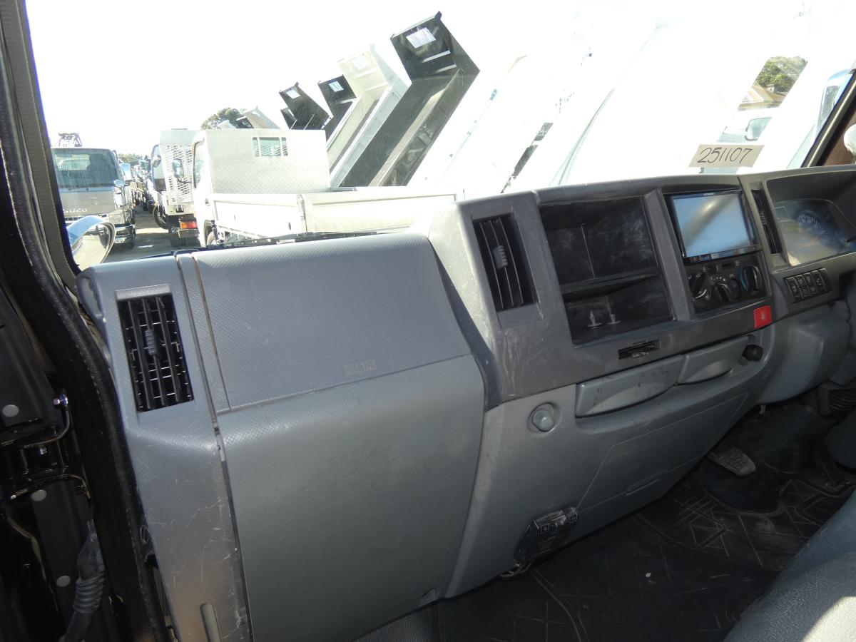 H241.5トン 平ボディ ETC|中古トラックの販売・買取・査定のアイナビ