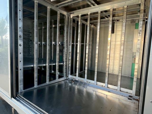 いすゞエルフボトルカー|中古トラックの販売・買取・査定のアイナビ