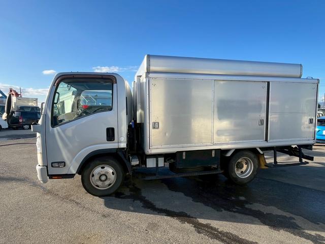 いすゞエルフボトルカー|中古トラックの販売・買取・査定のアイナビ