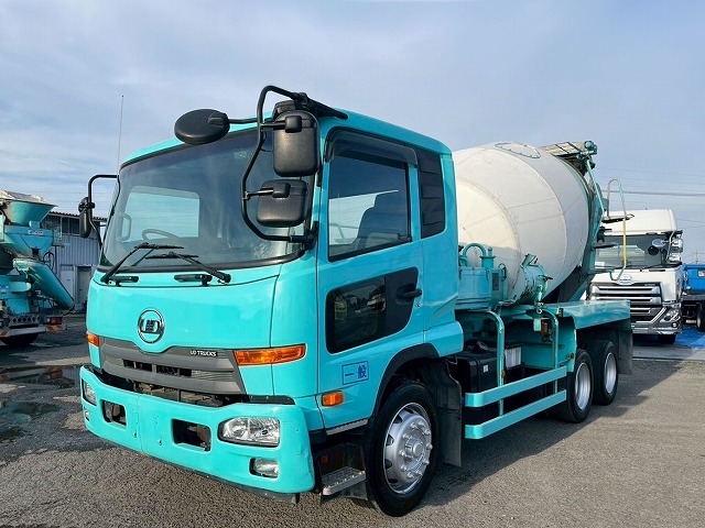 車検付★増トン車★11トン積載★6×4★3軸2デフ★KYB・8.9立米|中古トラックの販売・買取・査定のアイナビ