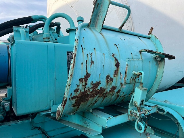 車検付★増トン車★11トン積載★6×4★3軸2デフ★KYB・8.9立米|中古トラックの販売・買取・査定のアイナビ