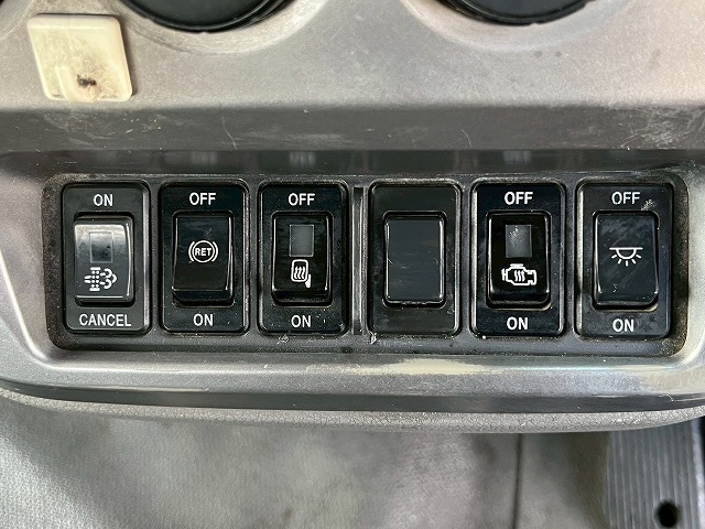 車検付★増トン車★11トン積載★6×4★3軸2デフ★KYB・8.9立米|中古トラックの販売・買取・査定のアイナビ