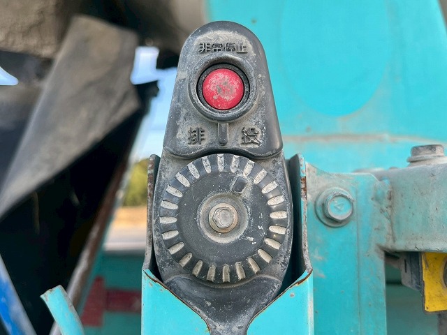 車検付★増トン車★11トン積載★6×4★3軸2デフ★KYB・8.9立米|中古トラックの販売・買取・査定のアイナビ