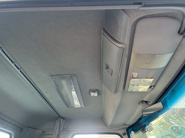 車検付★増トン車★11トン積載★6×4★3軸2デフ★KYB・8.9立米|中古トラックの販売・買取・査定のアイナビ