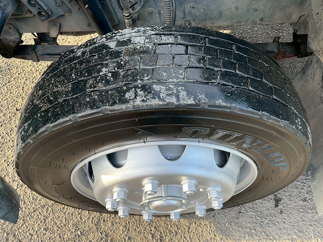 車検付★増トン車★11トン積載★6×4★3軸2デフ★KYB・8.9立米|中古トラックの販売・買取・査定のアイナビ