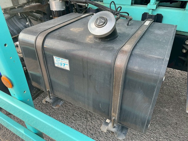 車検付★増トン車★11トン積載★6×4★3軸2デフ★KYB・8.9立米|中古トラックの販売・買取・査定のアイナビ