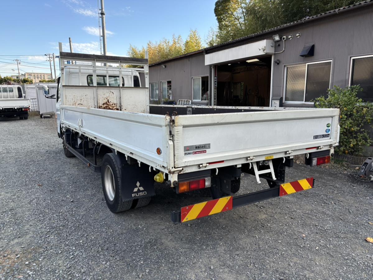 三菱ふそう キャンター 積載4.5t ワイド超ロング平ボディ|中古トラックの販売・買取・査定のアイナビ