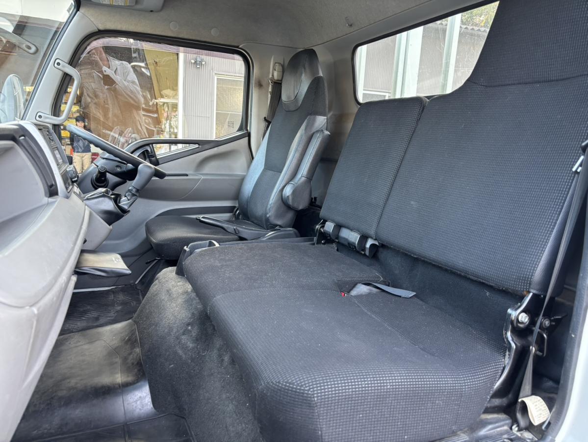 三菱ふそう キャンター 積載4.5t ワイド超ロング平ボディ|中古トラックの販売・買取・査定のアイナビ