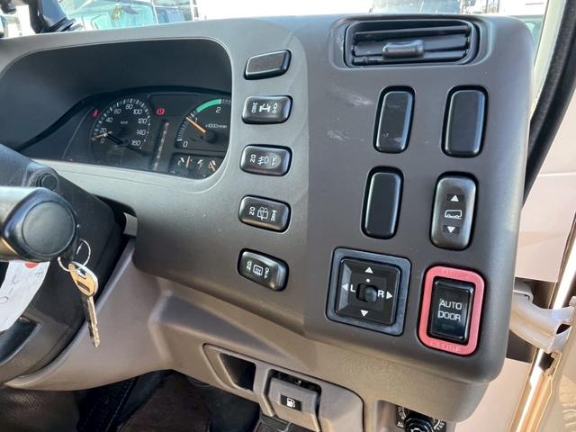 三菱ふそうローザバス|中古トラックの販売・買取・査定のアイナビ