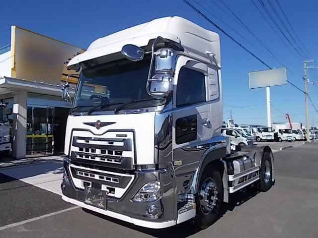 R3年式 クオントラクター 低走行83400Km 460馬力|中古トラックの販売・買取・査定のアイナビ