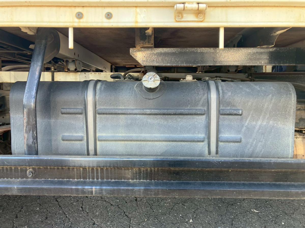 ☆H31 標準/ロング タダノ/4段クレーン ラジコン|中古トラックの販売・買取・査定のアイナビ