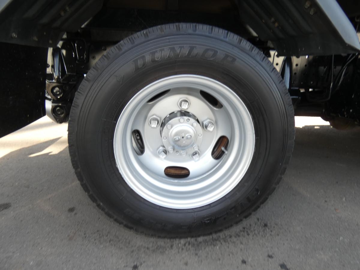 H27 マニュアル 2トン 平ボディ　251037|中古トラックの販売・買取・査定のアイナビ