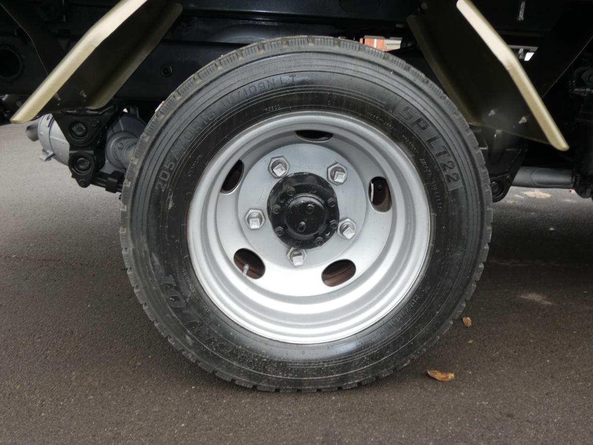 H25 マニュアル 2トンダンプ　251033|中古トラックの販売・買取・査定のアイナビ