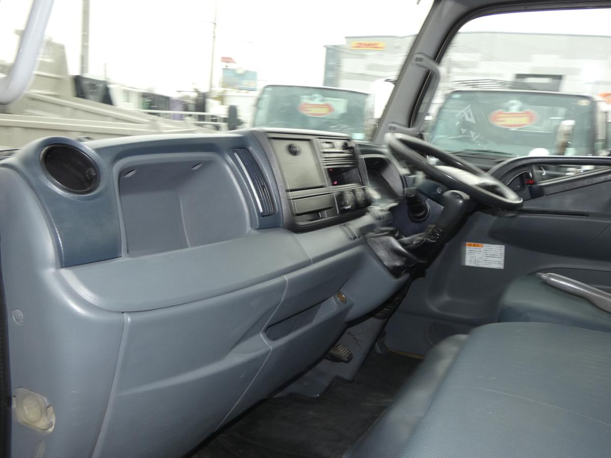 H25 マニュアル 2トンダンプ　251033|中古トラックの販売・買取・査定のアイナビ