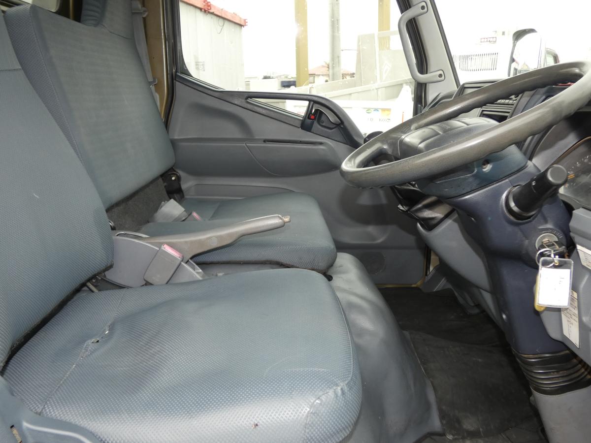 H25 マニュアル 2トンダンプ　251033|中古トラックの販売・買取・査定のアイナビ