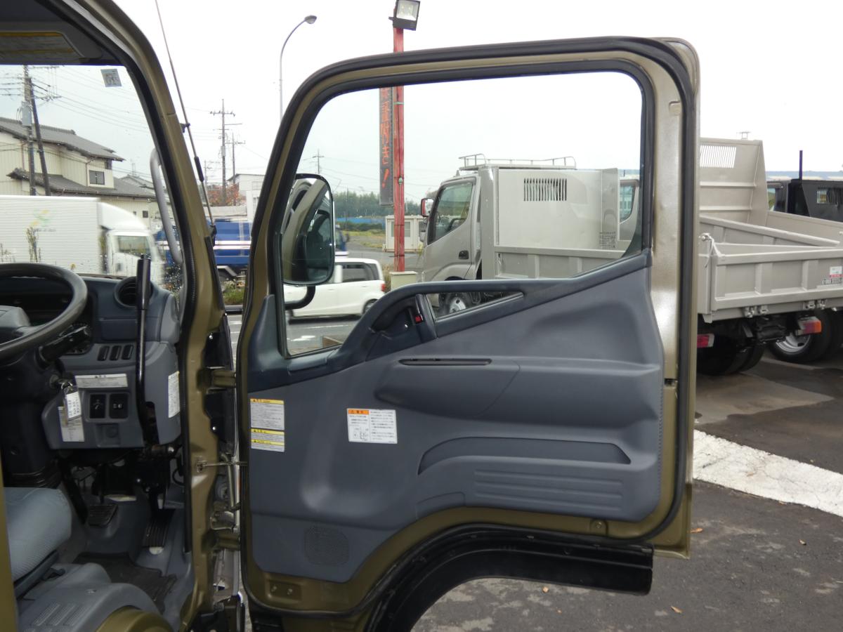 H25 マニュアル 2トンダンプ　251033|中古トラックの販売・買取・査定のアイナビ
