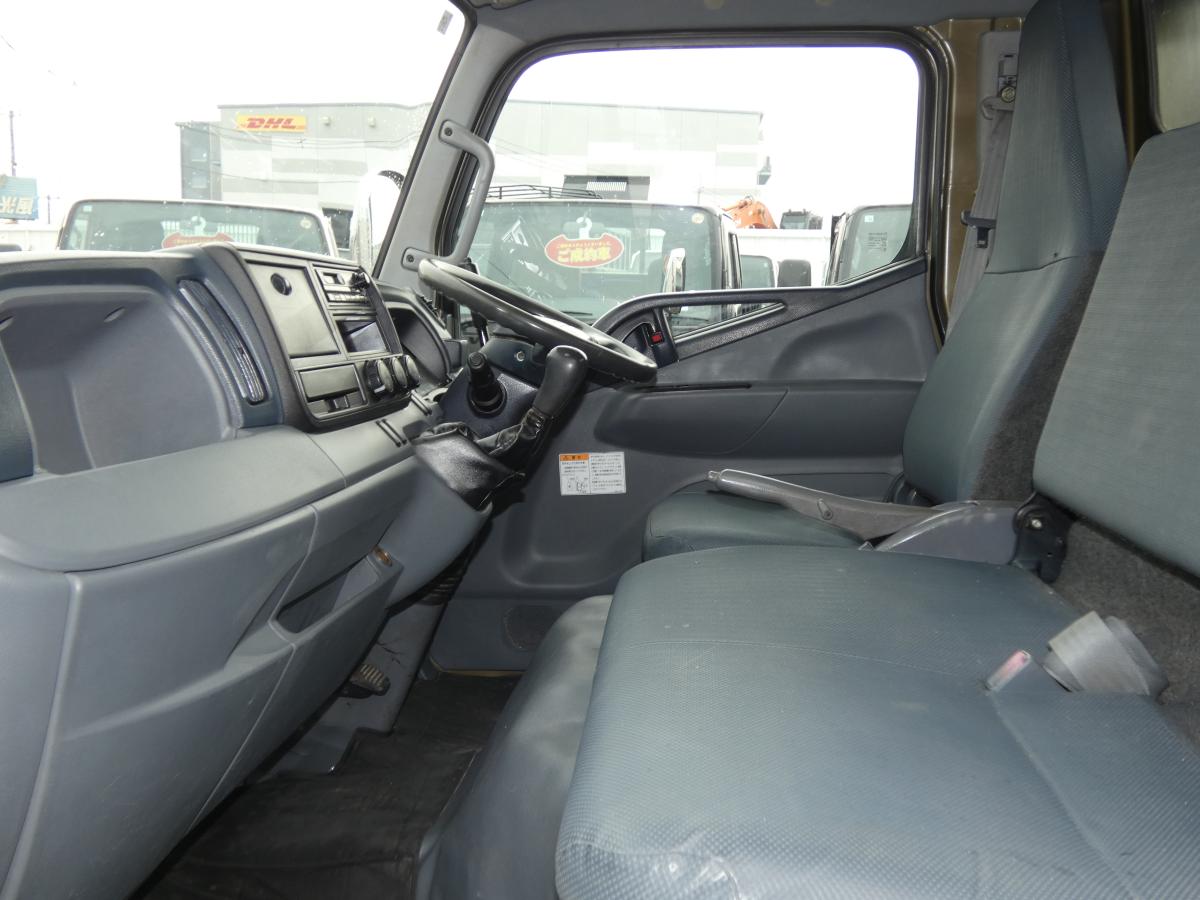 H25 マニュアル 2トンダンプ　251033|中古トラックの販売・買取・査定のアイナビ