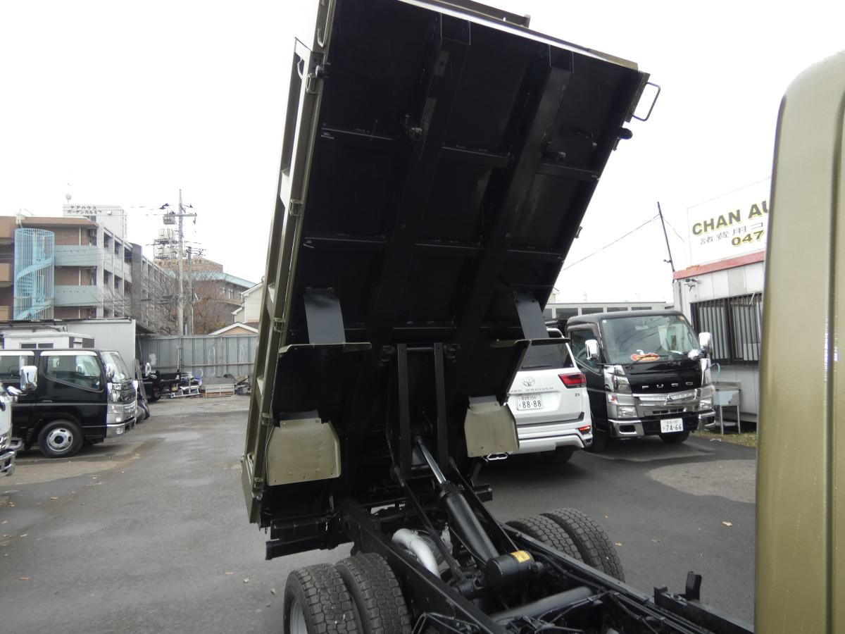 H25 マニュアル 2トンダンプ　251033|中古トラックの販売・買取・査定のアイナビ