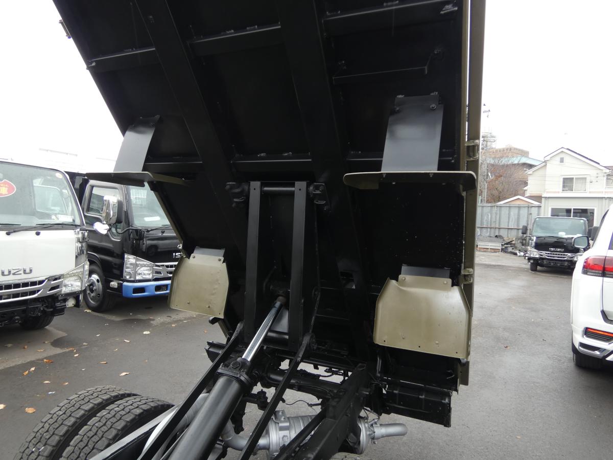 H25 マニュアル 2トンダンプ　251033|中古トラックの販売・買取・査定のアイナビ