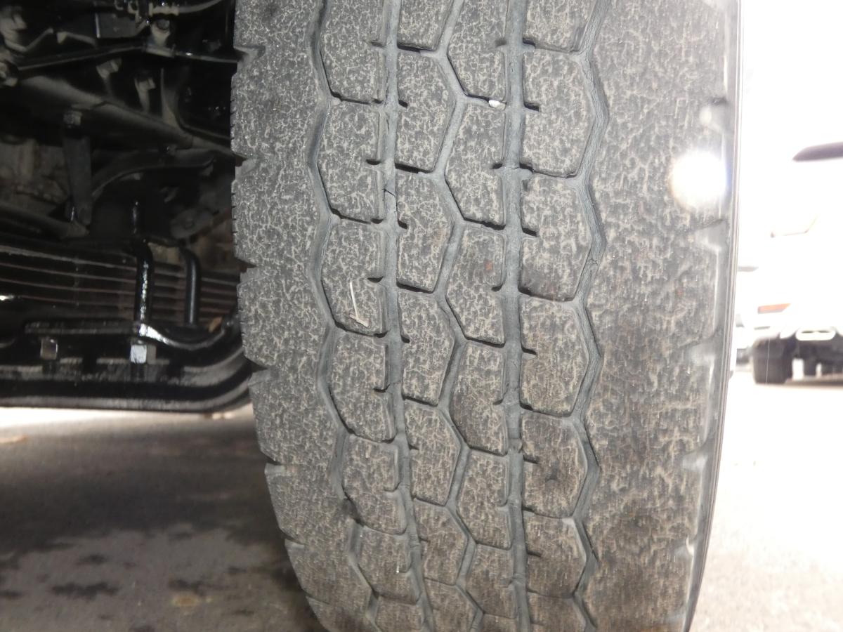 H25 マニュアル 2トンダンプ　251033|中古トラックの販売・買取・査定のアイナビ