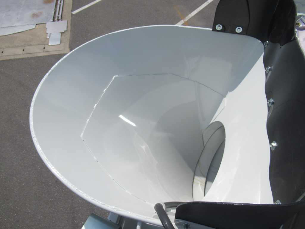 カヤバ MR4451 ドラム容量8.7立米 電動ホッパーカバー|中古トラックの販売・買取・査定のアイナビ