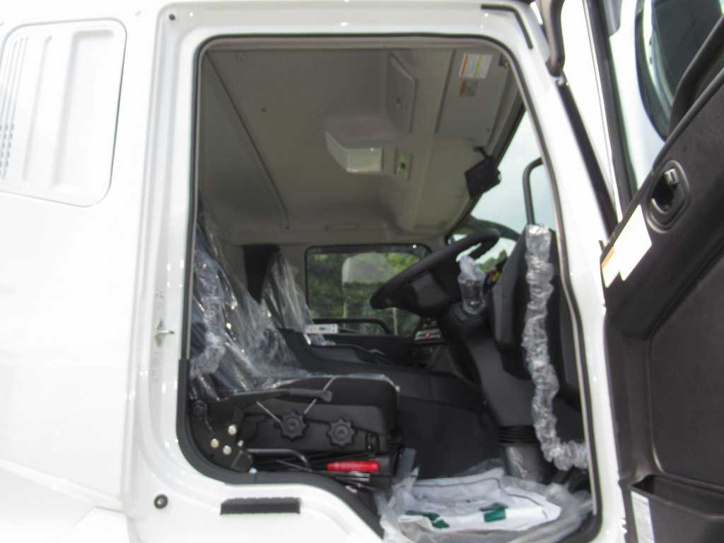 カヤバ MR4451 ドラム容量8.7立米 電動ホッパーカバー|中古トラックの販売・買取・査定のアイナビ